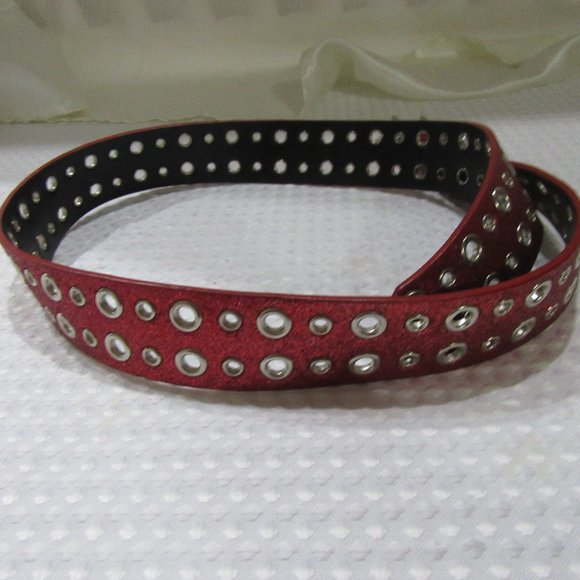 Red sparkle belt Ladies small - Picture 2 of 5